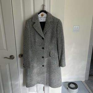 EXCELLENT CONDITION Banana Republic Long Coat